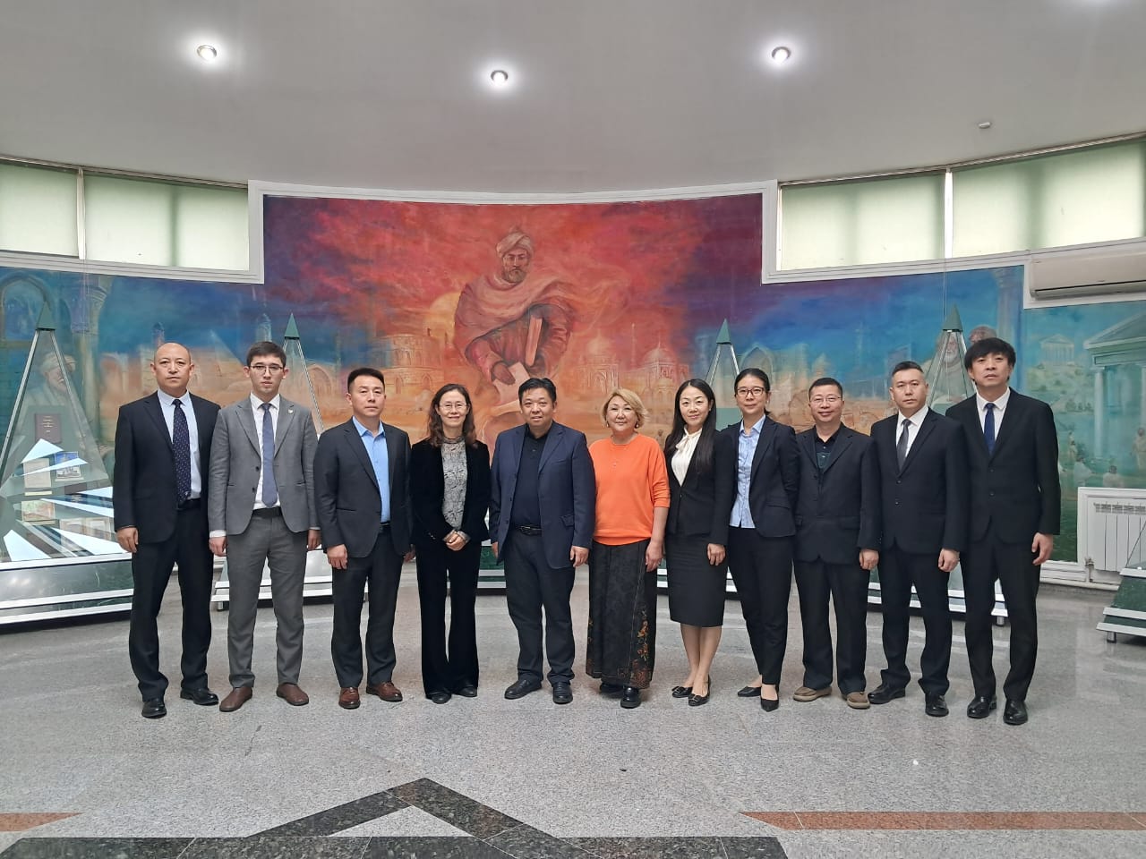 K. IBRAIMOVA VISITED THE MUSEUM WITH A DELEGATION FROM THE INSTITUTE FOR THE DEVELOPMENT STRATEGY OF SCIENCE AND TECHNOLOGY OF THE PRC.